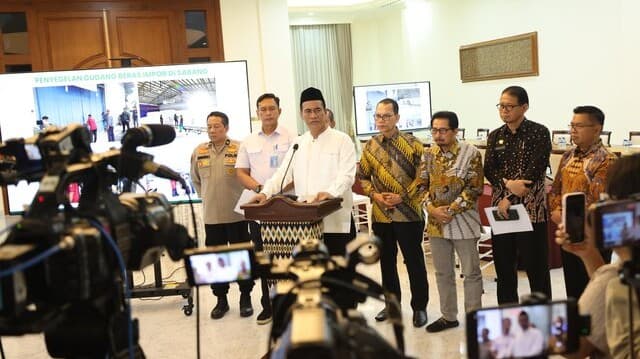 Mentan: Pemerintah Segel Beras Impor Ilegal di Sabang