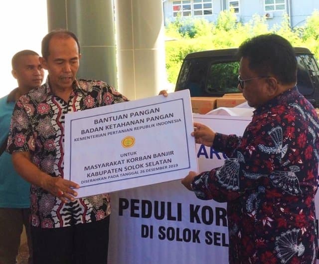 BKP Kementan Peduli Korban Banjir di Solok Selatan