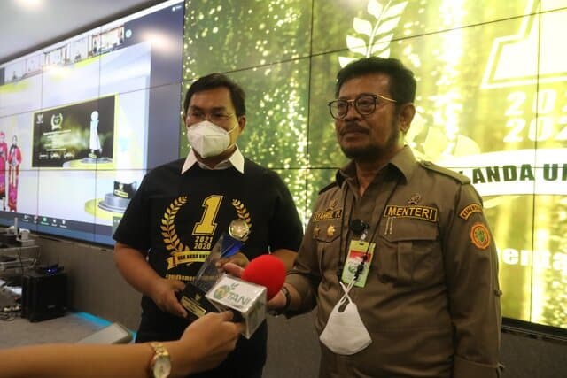Kementan Raih Penghargaan Tertinggi Keterbukaan Informasi Publik 2021