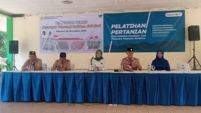 Kementan Sosialisasi Teknologi Soilblock ke HKTI dan Gerakan Pramuka Melalui Bimtek
