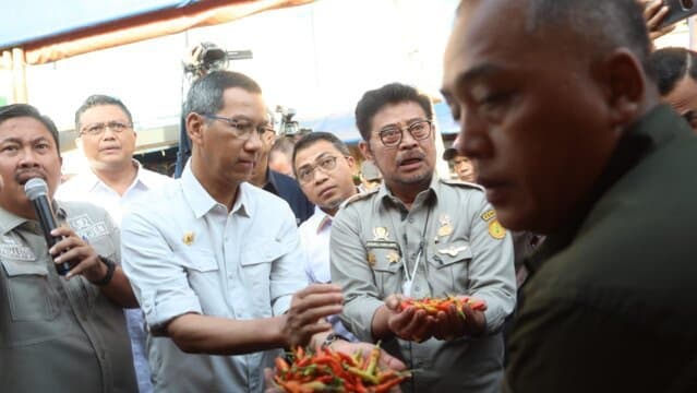 Mentan SYL Bersama PJ Gub DKI Sidak Pasar Kramat Jati, Pastikan   Bawang dan Cabai Aman