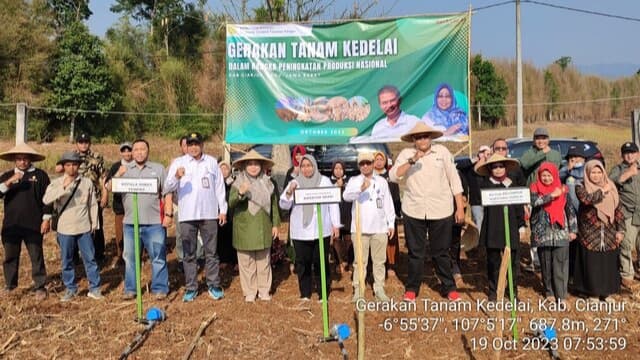 Cianjur Siap Jadi Sentra Kedelai di Jawa Barat