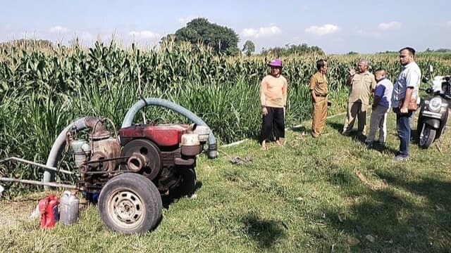 Stabilkan Produksi Cabai, Petani Di Kediri Terima Bantuan Pompa Sumur Dangkal dari Kementan