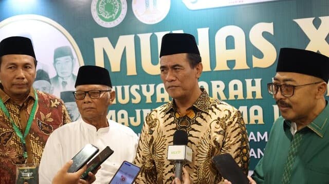 Mentan Amran Pacu Semangat Para Santri untuk Terjun ke Dunia Pertanian