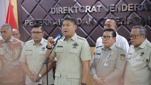 Wamentan Sudaryono: Negara Hadir Jaga Harga Ayam dan Telur, Peternak Untung Konsumen Terlindungi