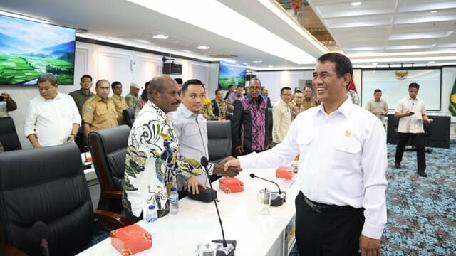 Aspirasi Puncak Papua Direspons, Mentan Amran Siap Kirim Alsintan dan Bidik 500 Hektare Kopi