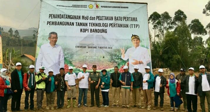 Taman Teknologi Pertanian TTP Kopi Cibeureum,  Komoditas Perkebunan Pertama Dibangun di Kab. Bandung