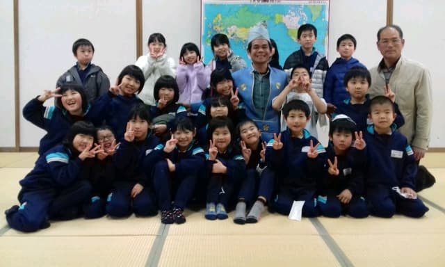 Petani Magang Menjadi Narasumber di Sekolah  Jepang