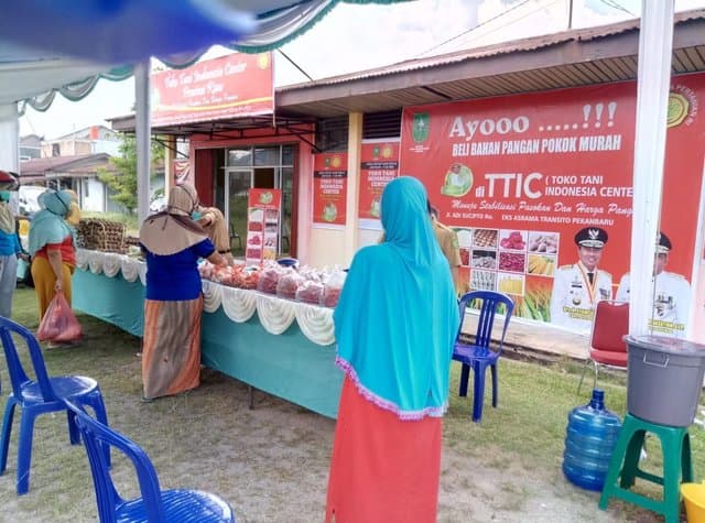 Pasar Mitra Tani di Kalteng dan Riau Penuhi Kebutuhan Pangan di Tengah Ramadhan dan Pandemi Covid-19