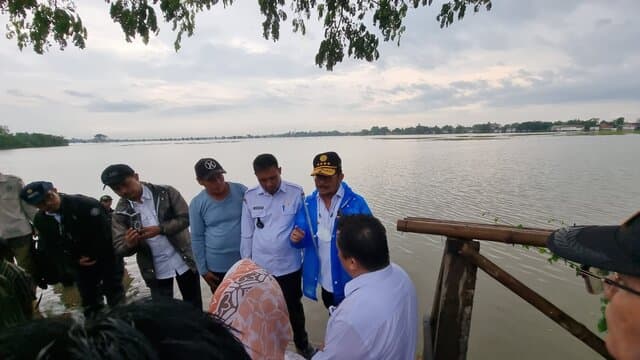 Tinjau Banjir Bekasi, Mentan SYL Terjunkan Tim dan Kirim Bantuan
