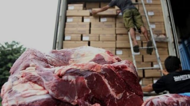 Impor Daging Kerbau Nanti Dulu, Kementan Minta Bulog Fokus Serap Gabah dan Jagung Petani