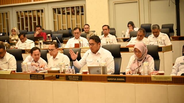 Hentikan Impor Gula Rafinasi, Wamentan Sudaryono Tuai Apresiasi dari Komisi IV DPR RI