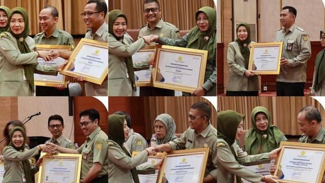 Kementan Serahkan Piagam Penghargaan kepada Unit Pelaksana Pelayanan Publik Berprestasi