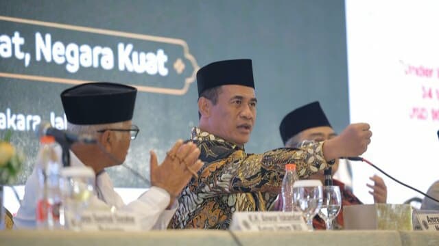 Kongres Umat Islam Indonesia VIII: Mentan Amran Siapkan Bibit dan Olah Lahan Gratis untuk Pesantren